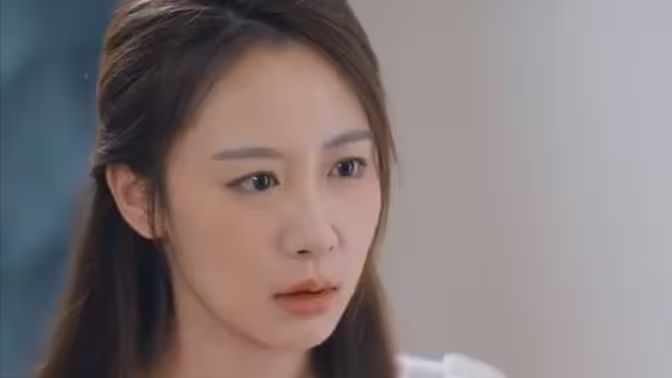 给女人投资，我成了世界首富 海报